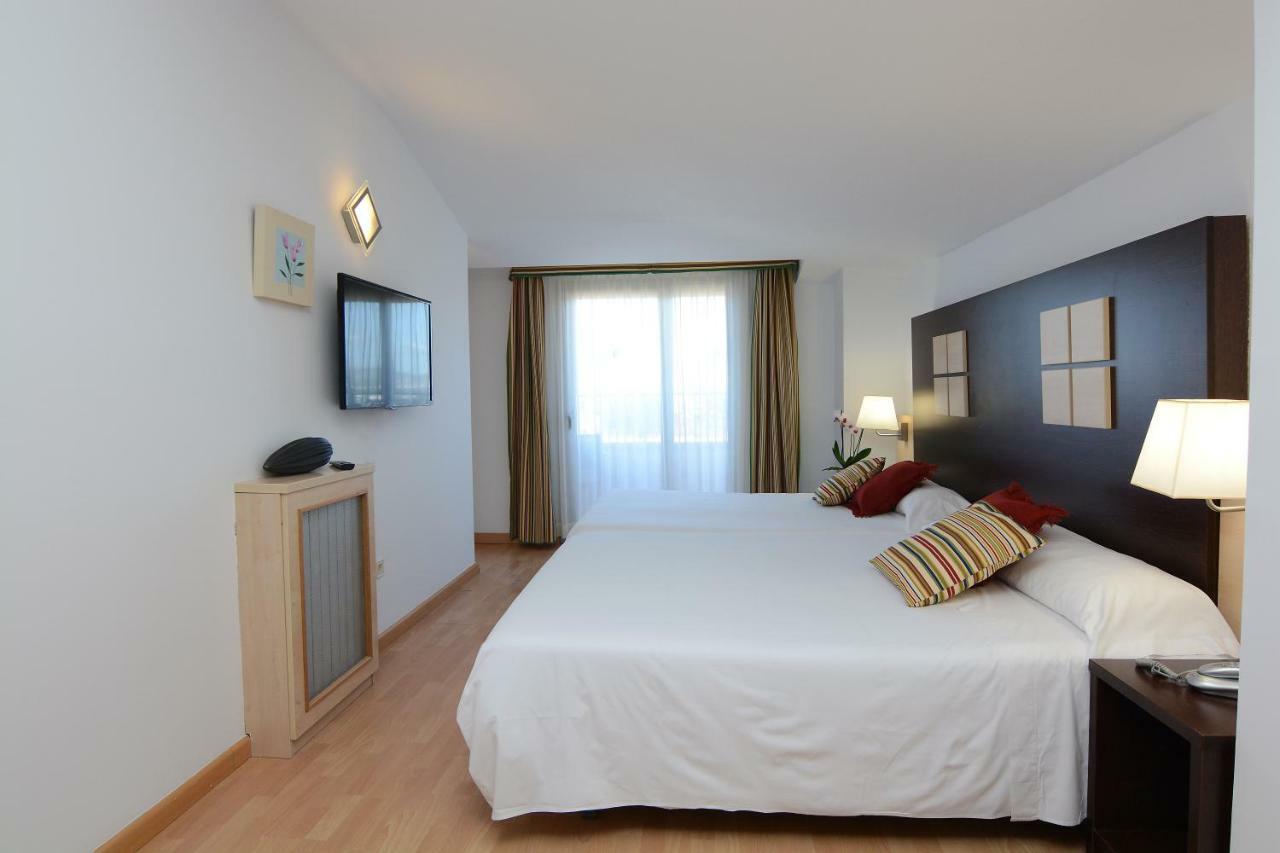 Don Angel - Adults Recommended Otel Santa Susanna Dış mekan fotoğraf